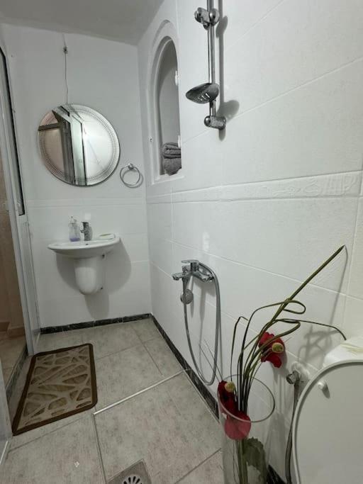 Cozy Apartment In The Heart Of Kasbah Танжер Екстериор снимка